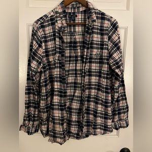 GAP Women’s Flannel Button Down